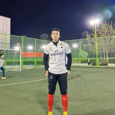 杨东